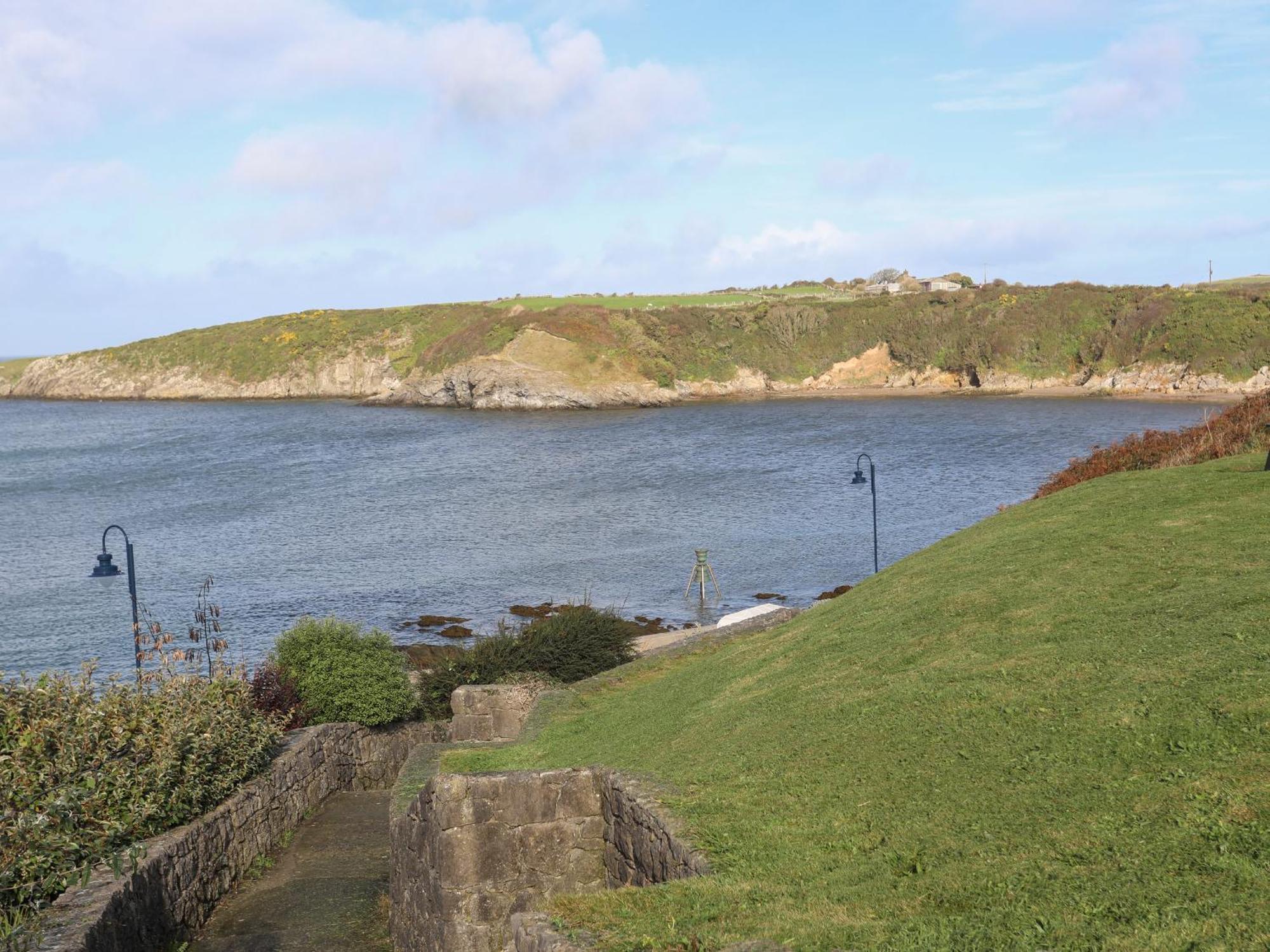 The Studio The Old Post Office Cemaes Bay Exterior foto